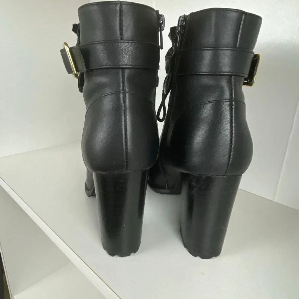 Betsey Johnson Alleexis Leather Lace Up Ankle Boots 7.5 Black